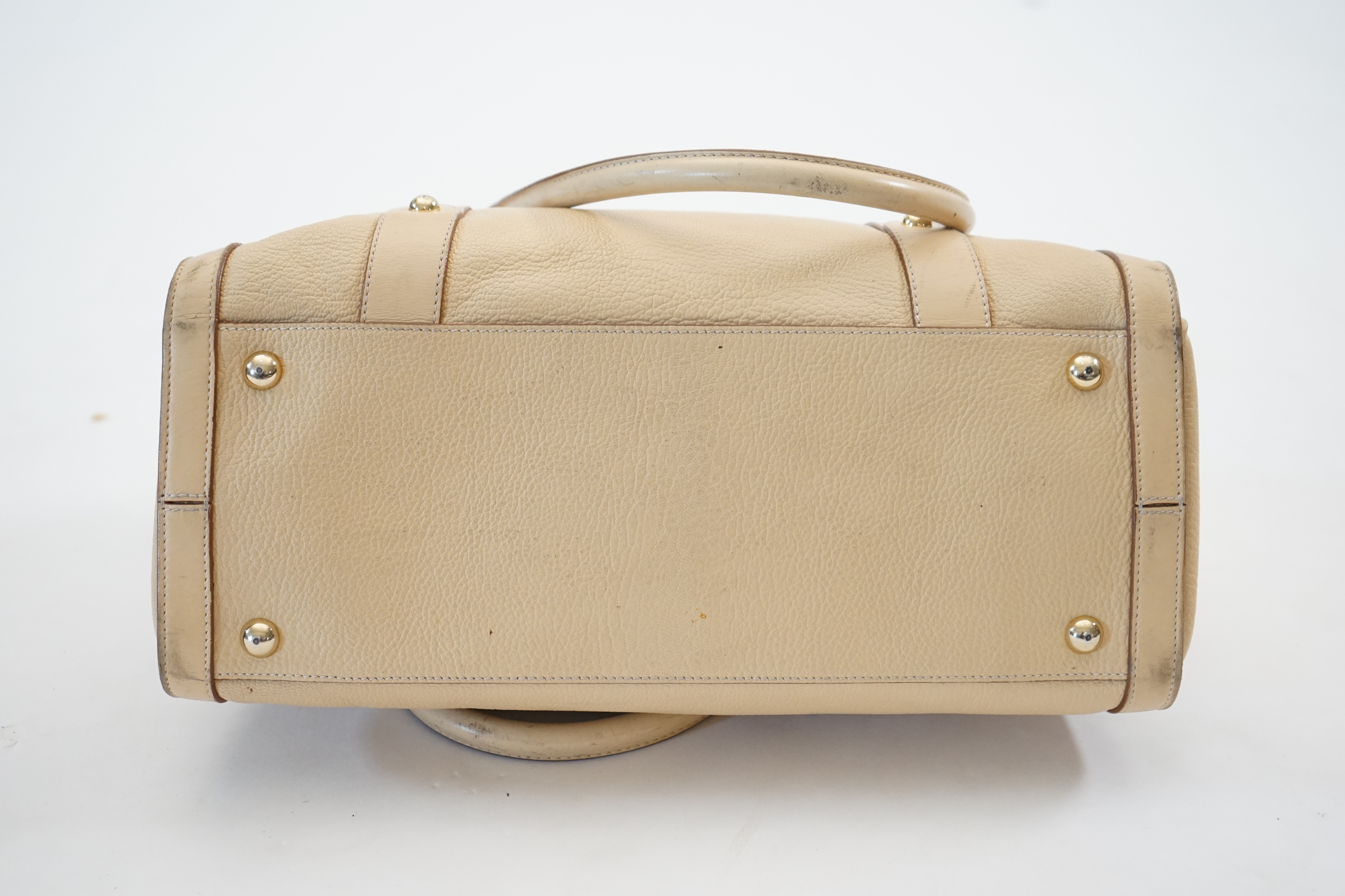 A Mulberry Fitzrovia beige tote/shoulder bag width 27cm, depth 15cm, height 22cm